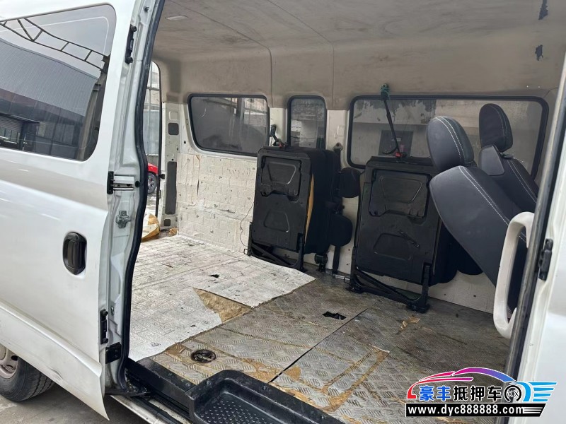 20年上汽大通V80MPV抵押车出售