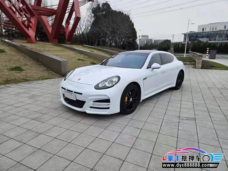 15年保时捷帕纳梅拉轿车抵押车出售