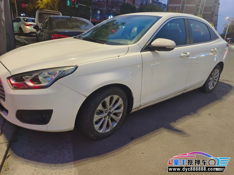 18年福特福睿斯轿车抵押车出售