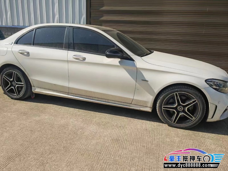 20年奔驰C轿车抵押车出售