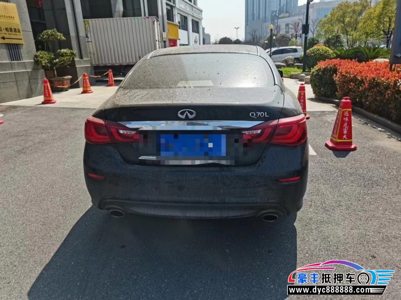 18年英菲尼迪Q70轿车抵押车出售