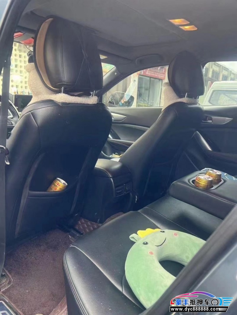 16年马自达CX-4轿车抵押车出售