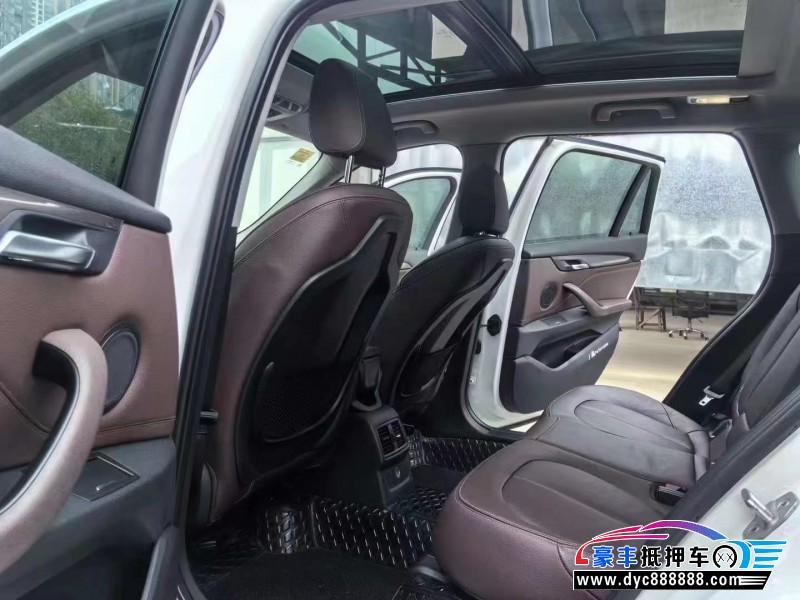 18年宝马X1轿车抵押车出售