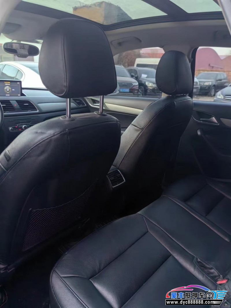 13年奥迪Q3轿车抵押车出售