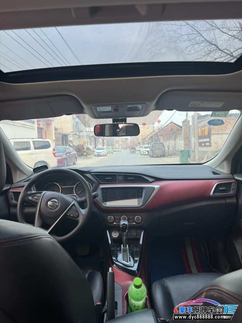 19年日产蓝鸟轿车抵押车出售