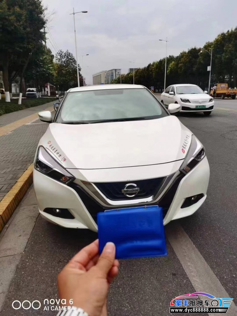 20年日产蓝鸟轿车抵押车出售