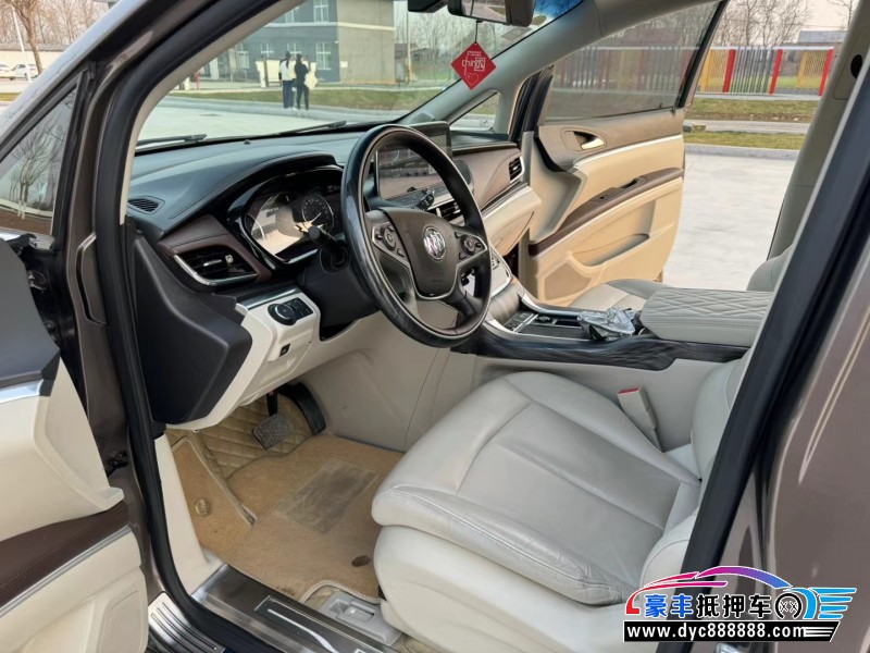 20年别克GL8MPV抵押车出售