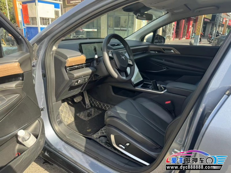 22年小鹏汽车P5轿车抵押车出售