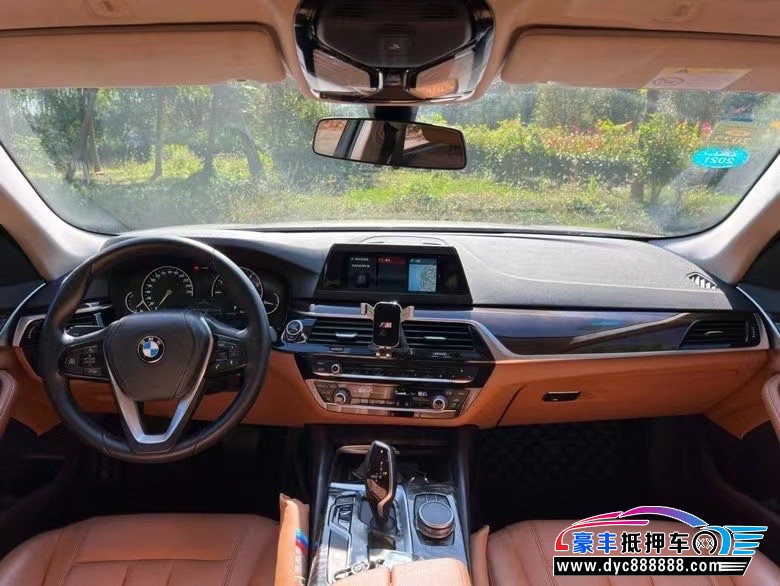 18年宝马5系轿车抵押车出售