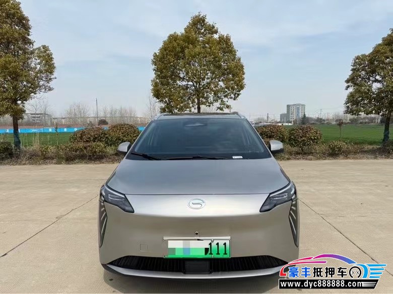 22年埃安Y70轿车抵押车出售