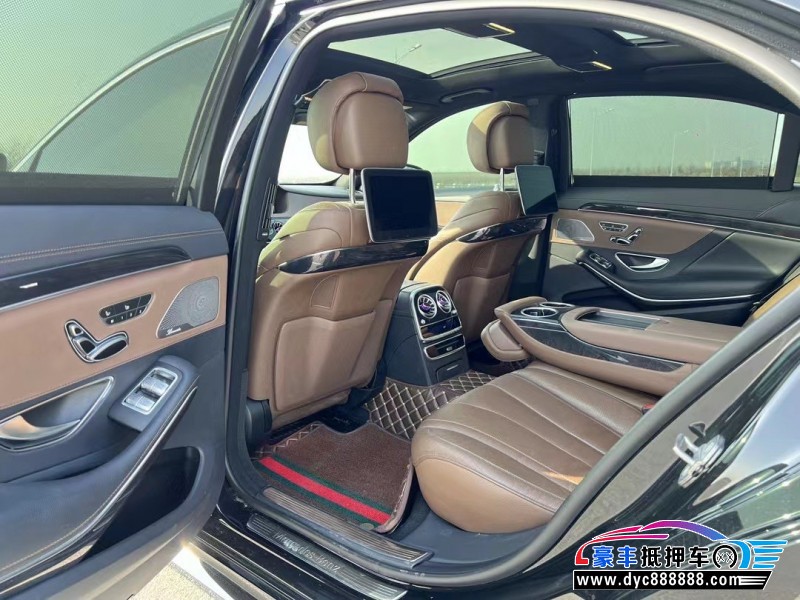 19年奔驰S轿车抵押车出售