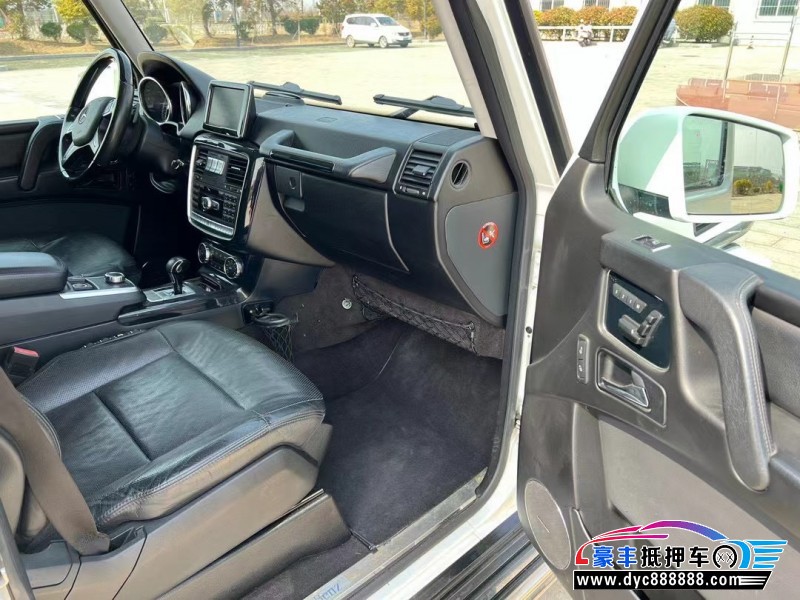 16年奔驰G轿车抵押车出售