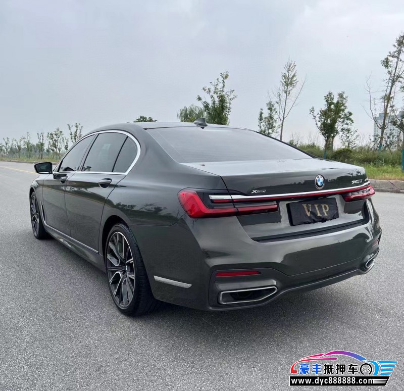 20年宝马7系轿车抵押车出售