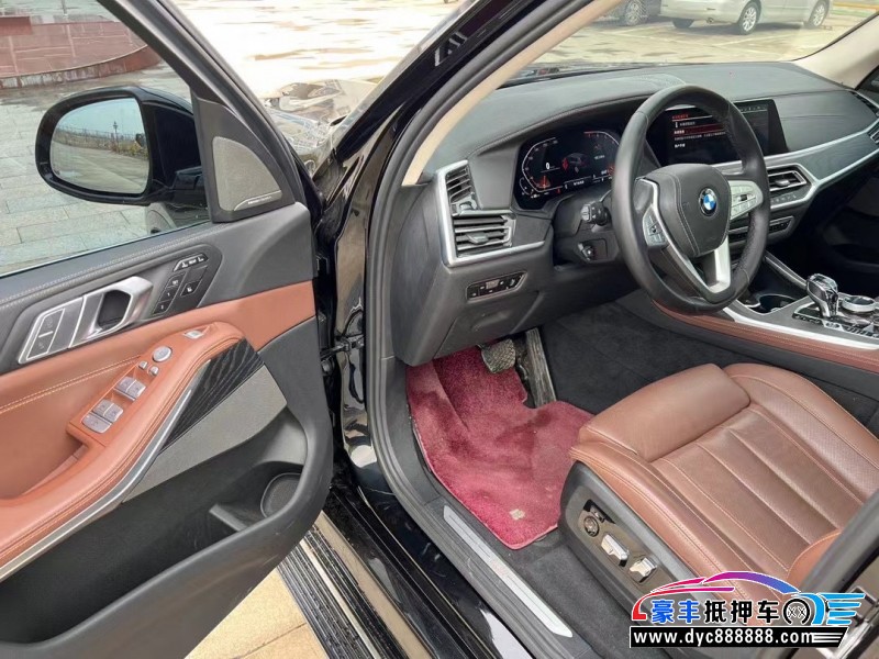 23年宝马X7轿车抵押车出售