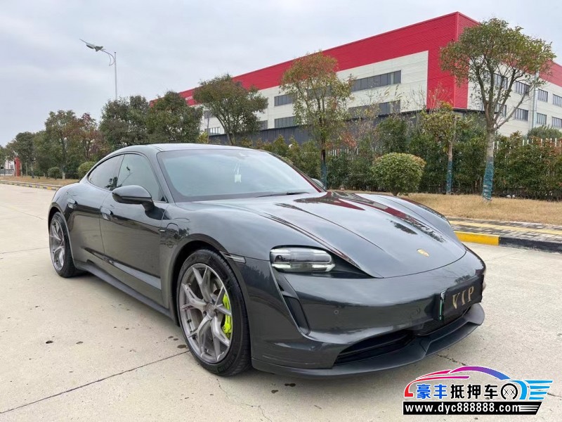 22年保时捷TaYcan轿车抵押车出售