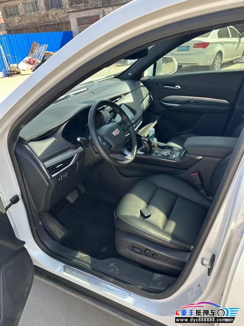 19年凯迪拉克XT4SUV抵押车出售