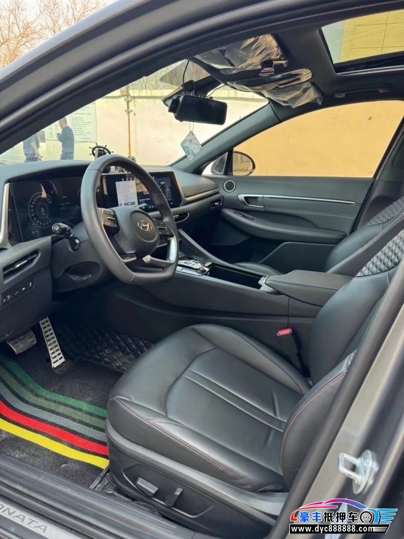 22年现代索纳塔轿车抵押车出售