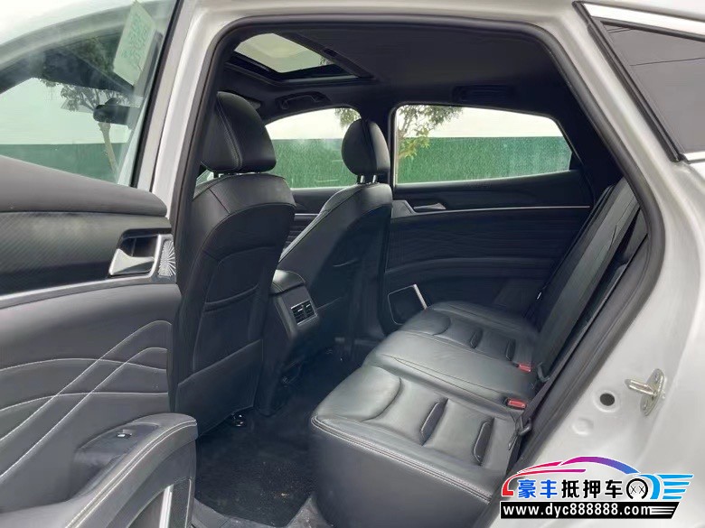 23年东风风光ix5SUV抵押车出售