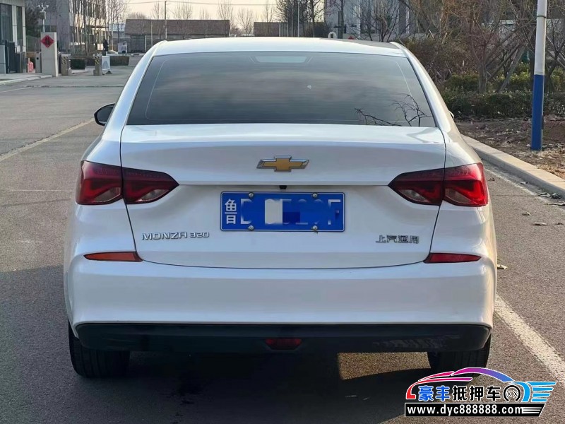 20年雪佛兰科鲁泽轿车抵押车出售