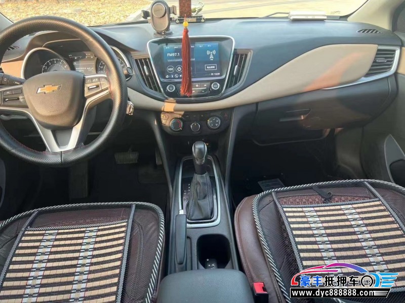 20年雪佛兰科鲁泽轿车抵押车出售