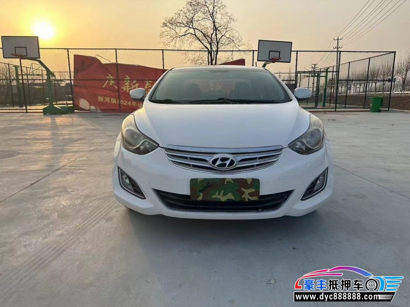 14年现代领动轿车抵押车出售