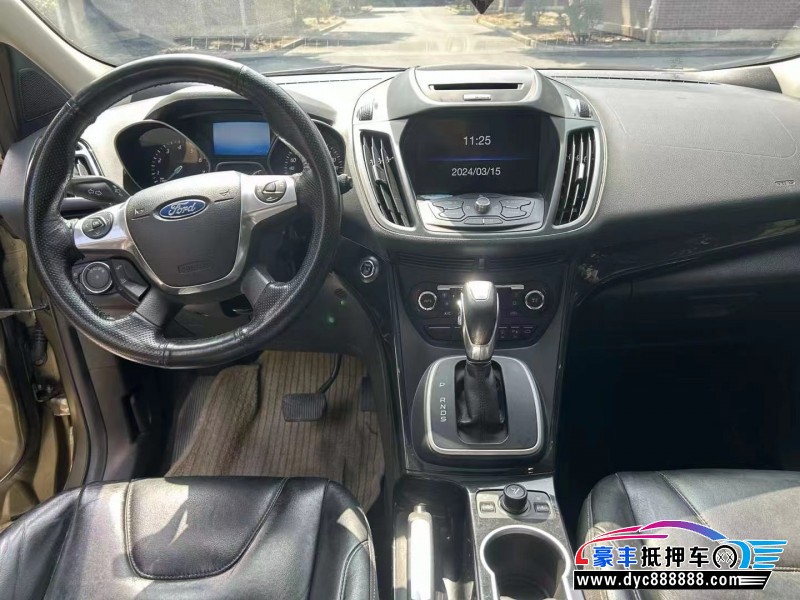 15年福特翼虎轿车抵押车出售