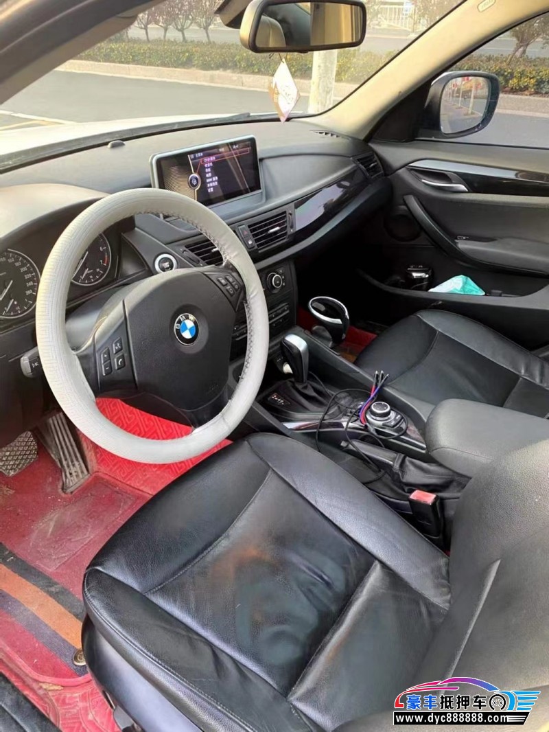 11年宝马X1轿车抵押车出售