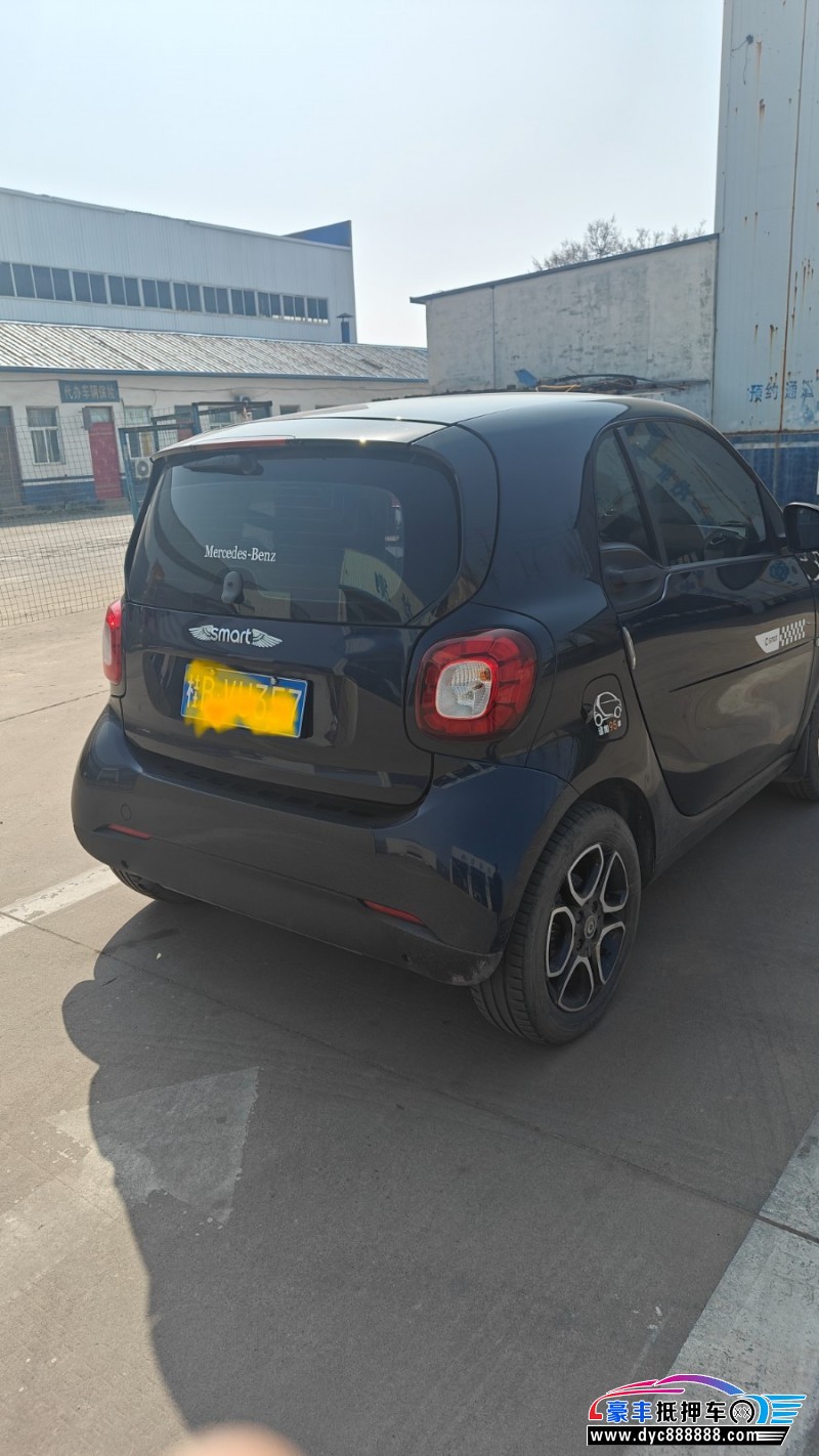 18年奔驰smart轿车抵押车出售