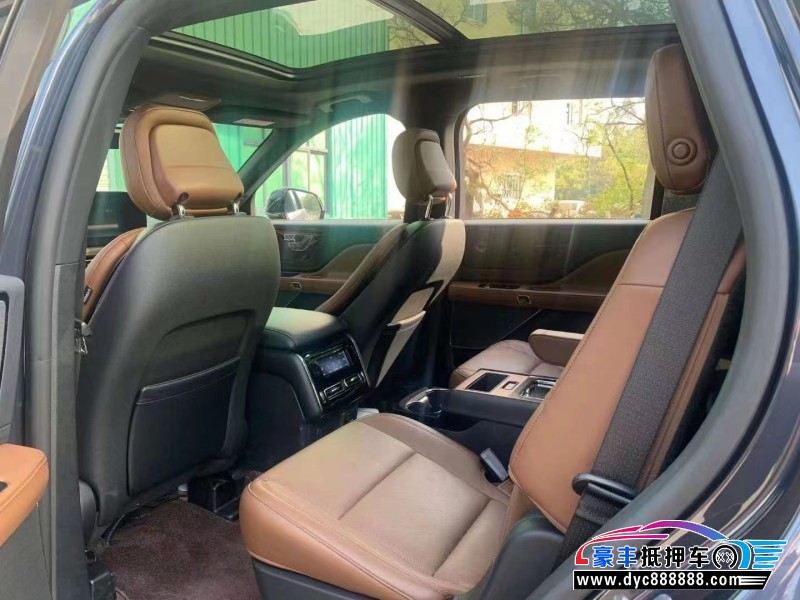 21年林肯飞行家轿车抵押车出售