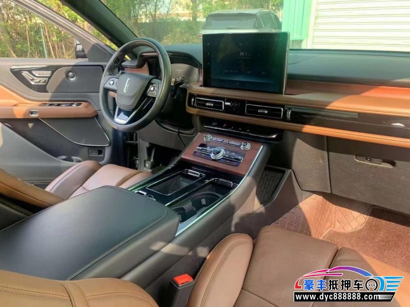 21年林肯飞行家轿车抵押车出售