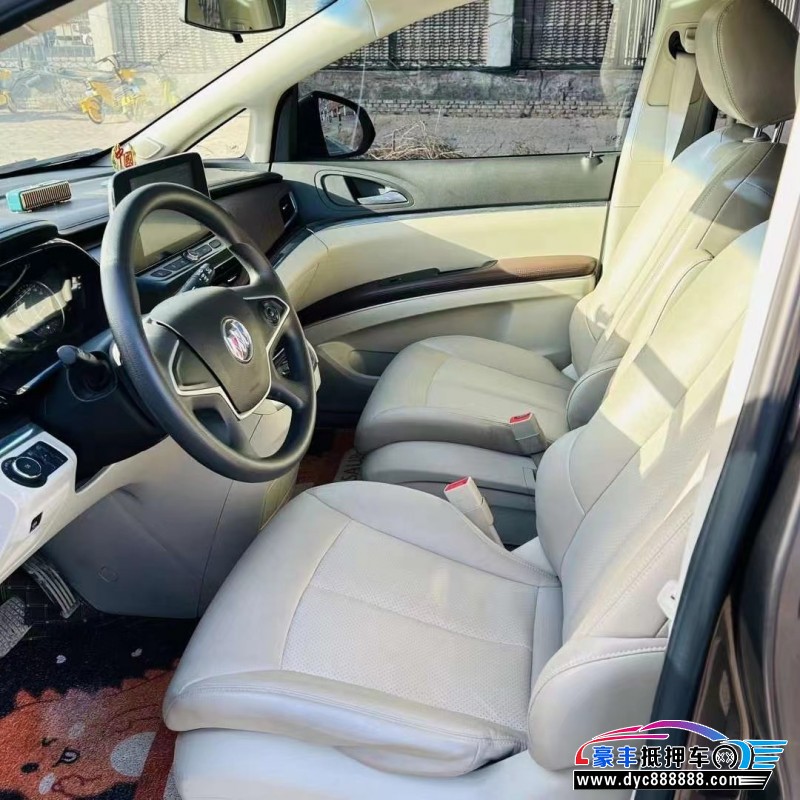 20年别克GL8轿车抵押车出售