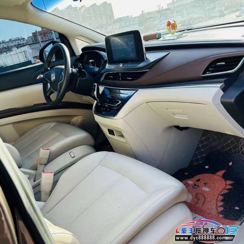 20年别克GL8轿车抵押车出售