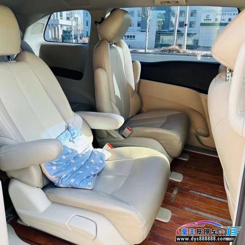 20年别克GL8轿车抵押车出售