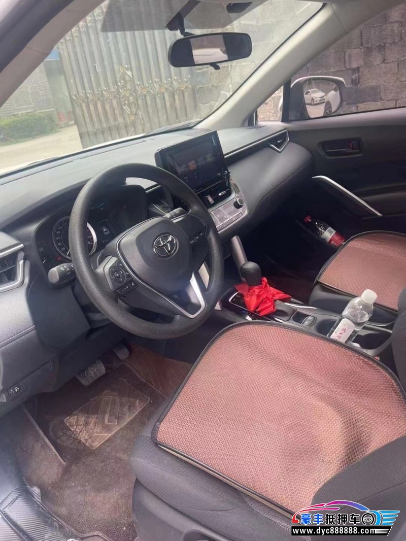 23年丰田锋兰达轿车抵押车出售