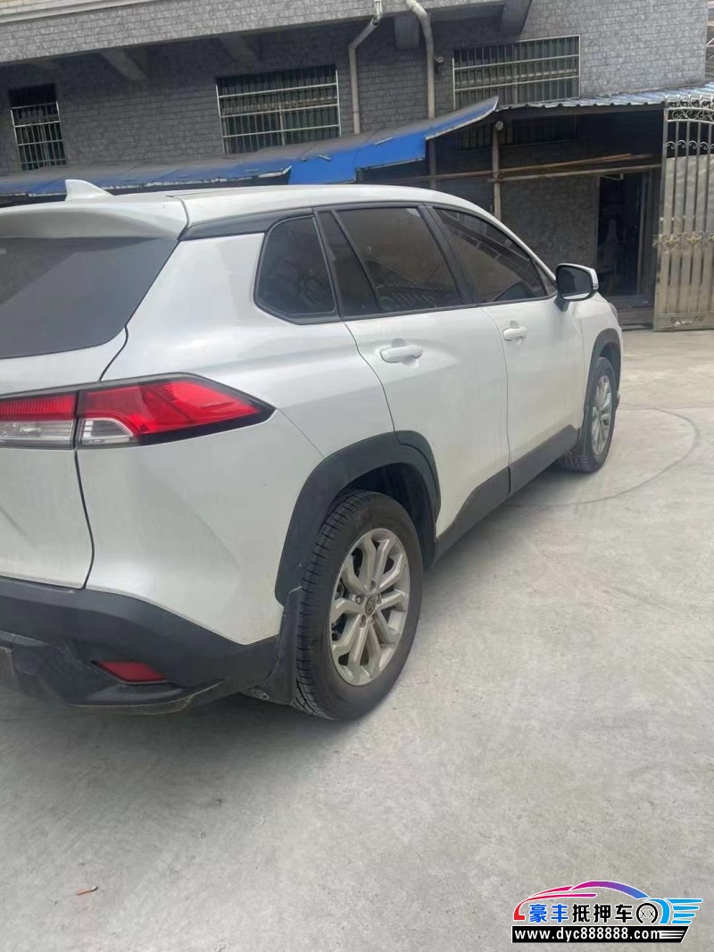 23年丰田锋兰达轿车抵押车出售