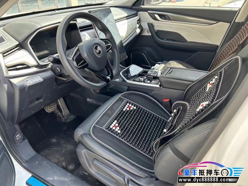 21年威马汽车ex5轿车抵押车出售