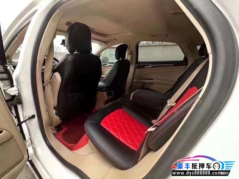 15年福特蒙迪欧轿车抵押车出售