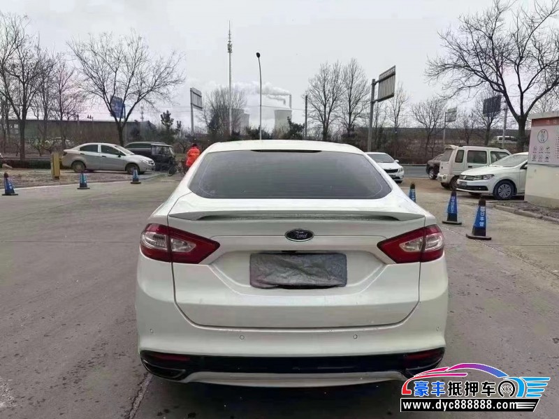 15年福特蒙迪欧轿车抵押车出售