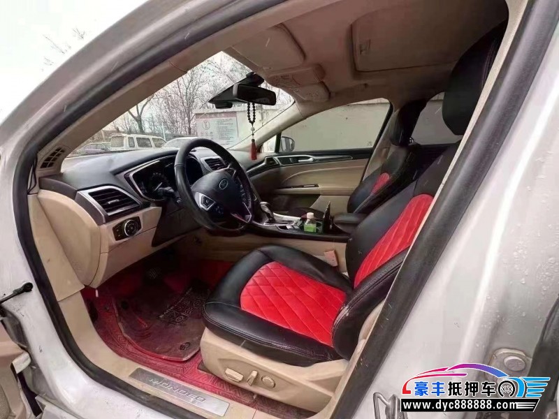 15年福特蒙迪欧轿车抵押车出售