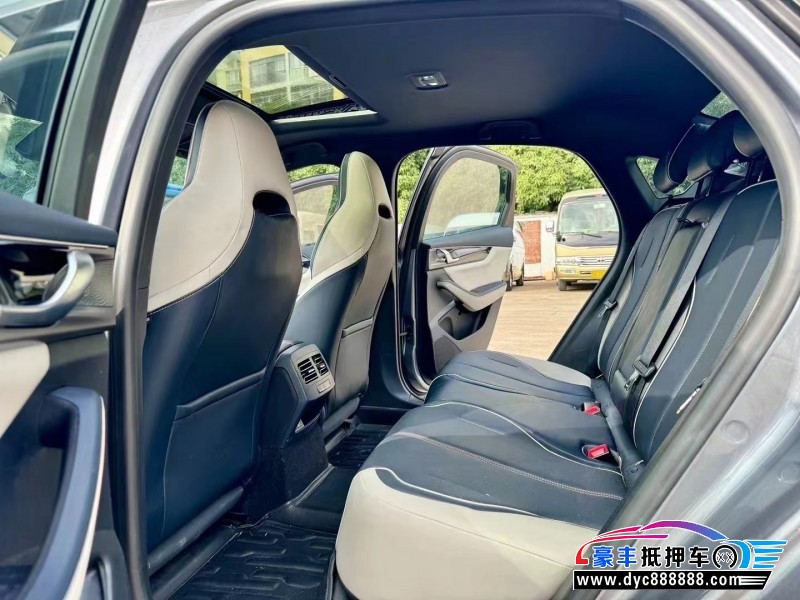 23年比亚迪秦轿车抵押车出售