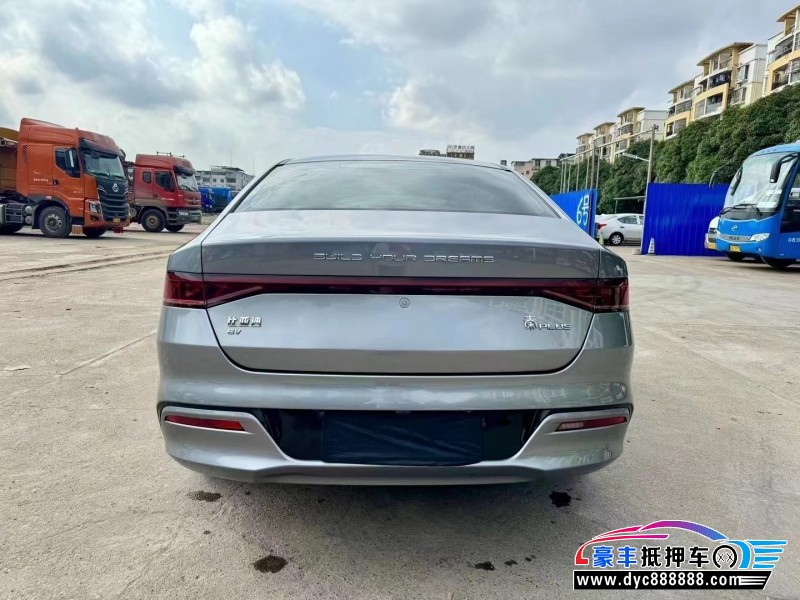 23年比亚迪秦轿车抵押车出售