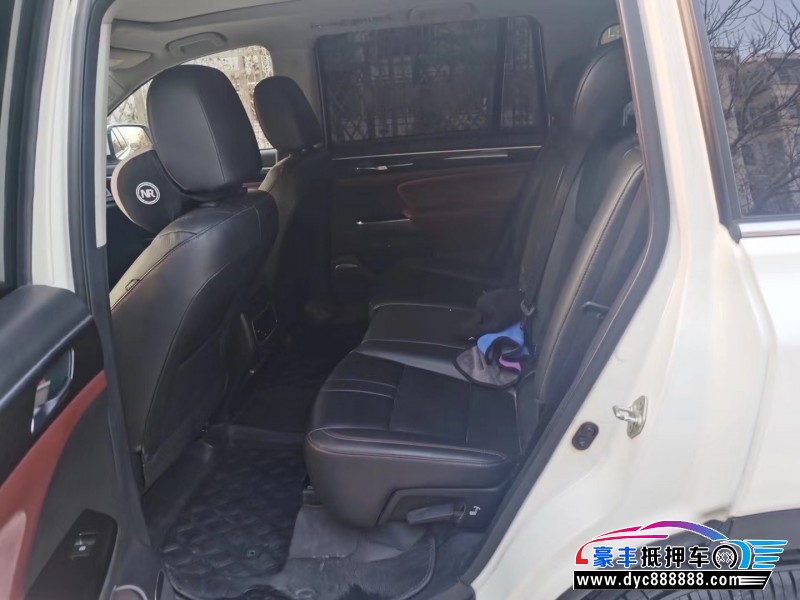 17年传祺GS8轿车抵押车出售