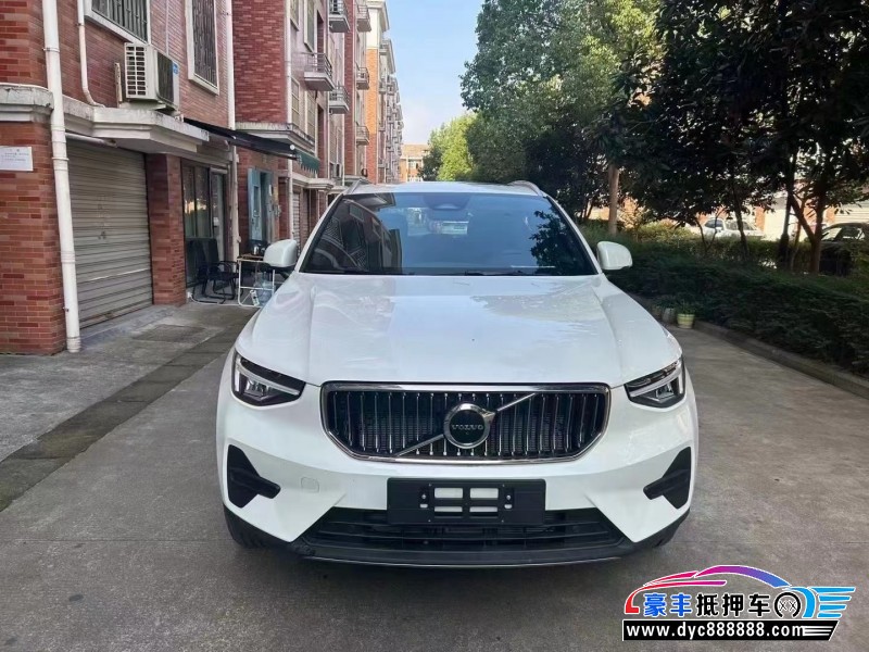 22年沃尔沃XC40轿车抵押车出售