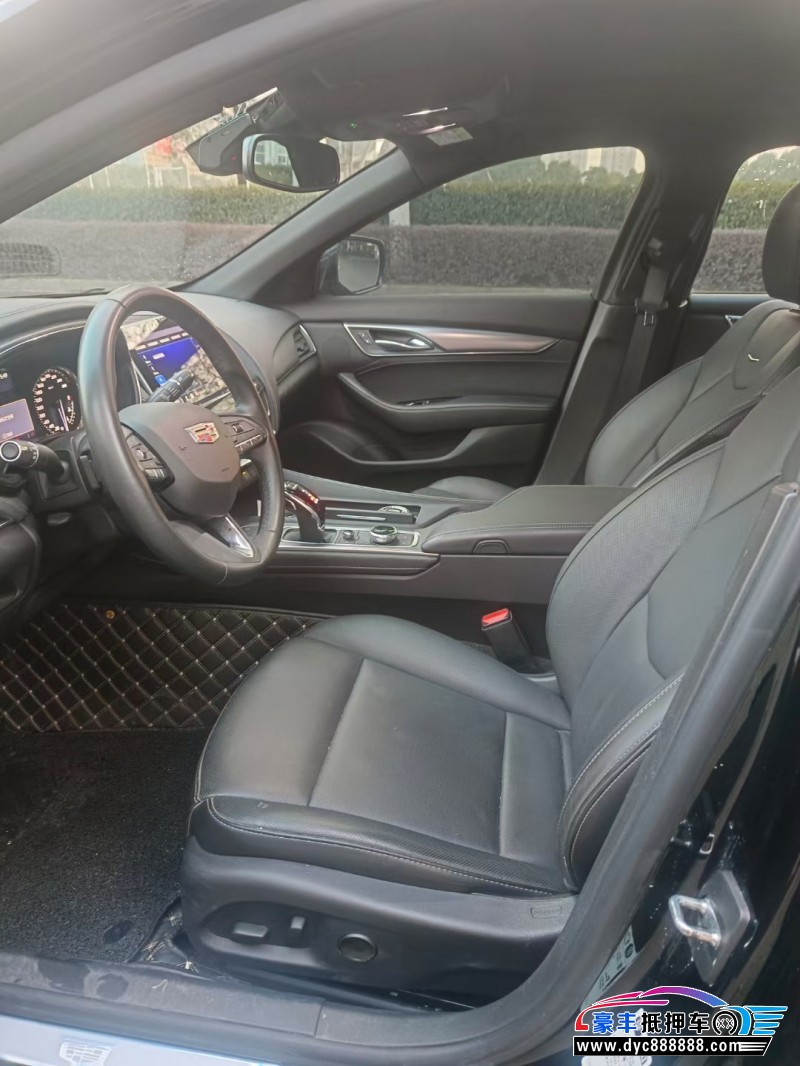 22年凯迪拉克CT5轿车抵押车出售