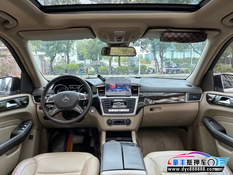 15年奔驰ML轿车抵押车出售