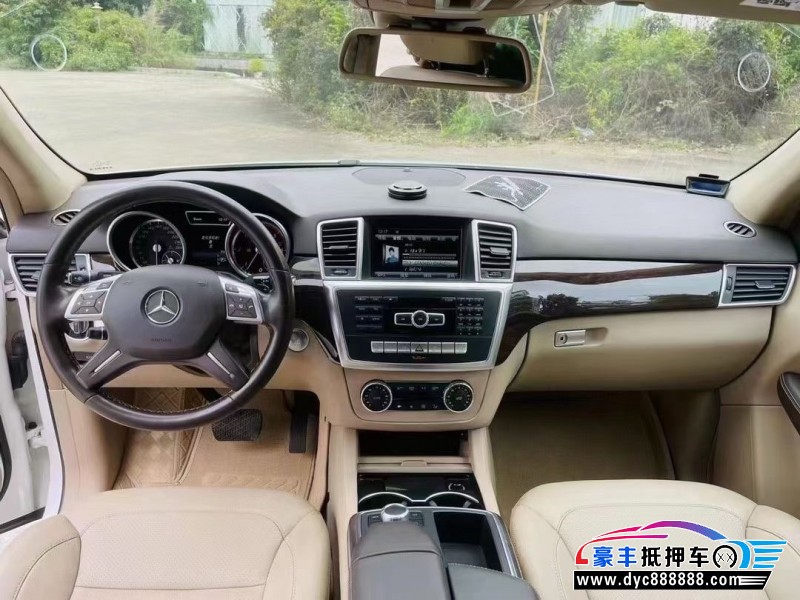 15年奔驰ML轿车抵押车出售