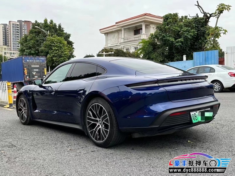 21年保时捷TaYcan轿车抵押车出售