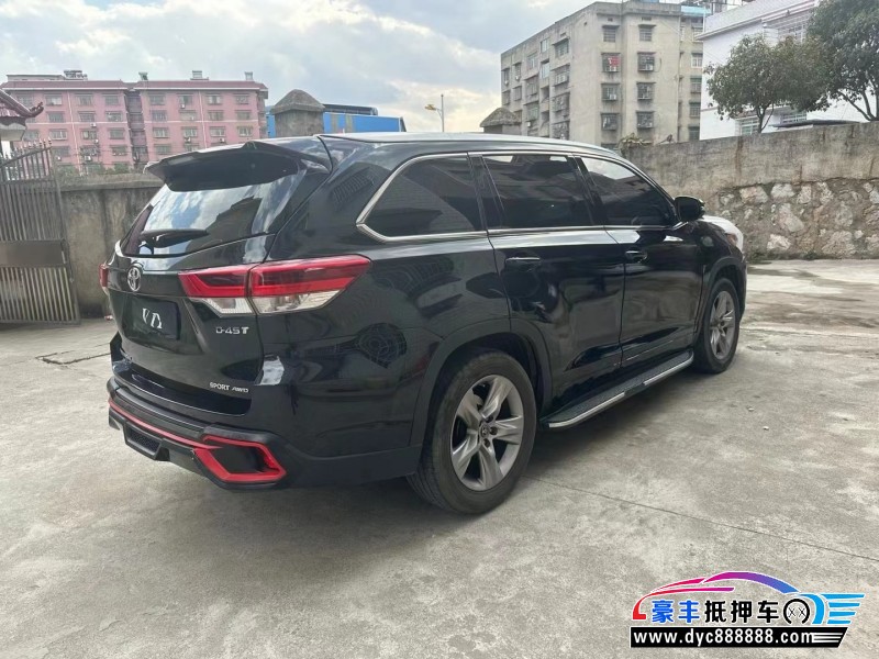 19年丰田汉兰达轿车抵押车出售