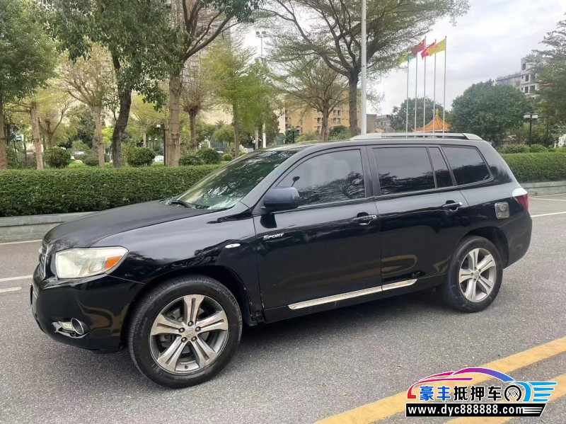 10年丰田汉兰达轿车抵押车出售