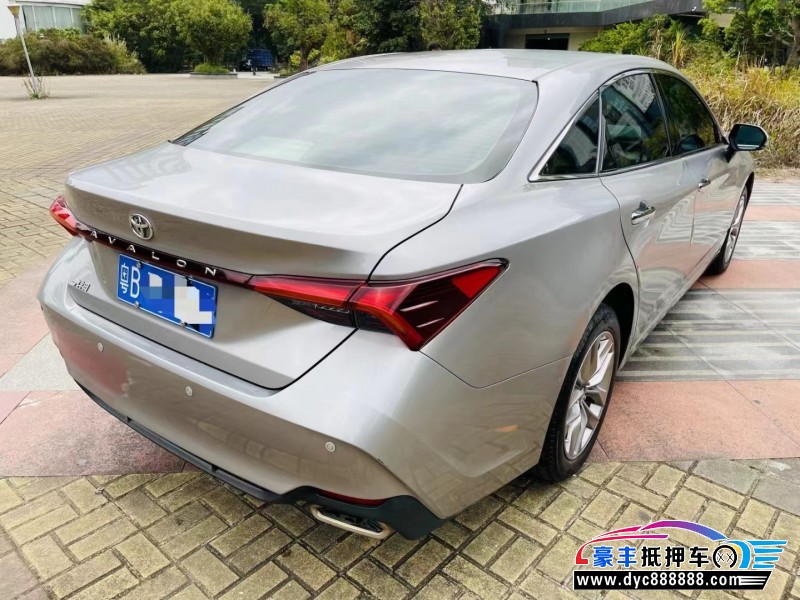 19年丰田亚洲龙轿车抵押车出售